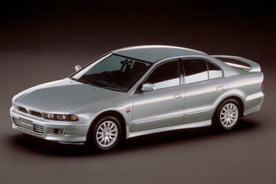 逆スラントノーズが精悍な三菱 8代目ギャラン