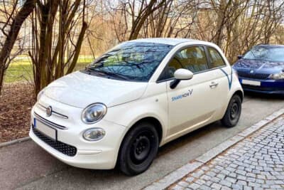 フィアット500：乗り捨てカーシェア。MTが主流です
