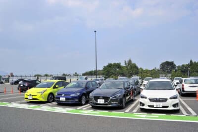 SAやPAは車両の区分で駐車する位置が決まっており、それ以外の場所に停めること自体がNG