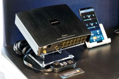 パイオニア カロッツェリア発表会:Dアンプ内蔵デジタルプロセッサーDEQ-7000A