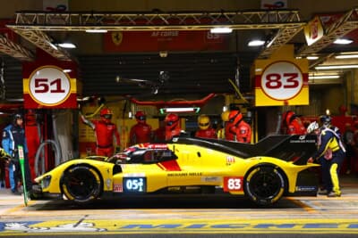 ナイトセッションの独特な雰囲気が好きです。しかし蒸し暑過ぎました