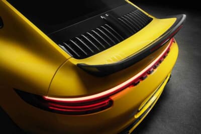 ポルシェ911：TECHARTリアスポイラーIII