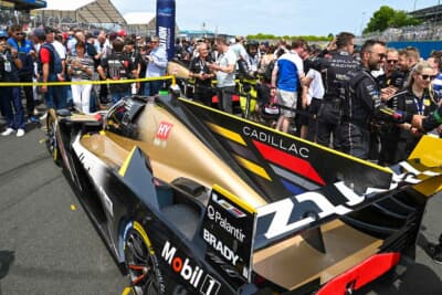 ポールポジションを獲ったキャディラック