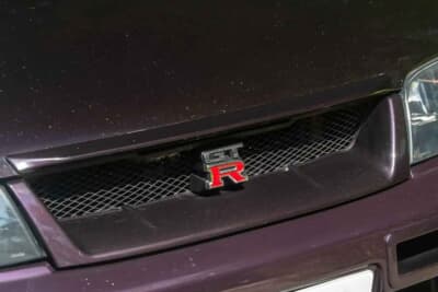 4万1340ポンド（邦貨換算約800万円）で落札された日産「スカイラインGT-R（BCNR33）」（C）Bonhams