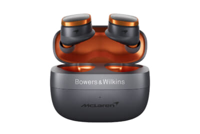 Pi8 マクラーレン エディション：マクラーレン東京やBowers & Wilkins AOYAMA、新宿高島屋などで取扱っている