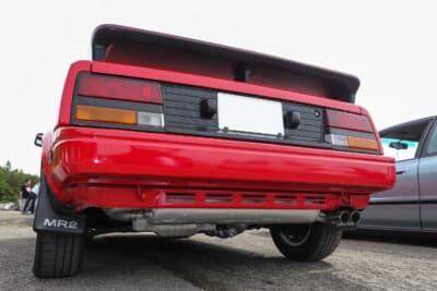 トヨタ 初代 AW11型 MR2：洗練されたデザインが特徴