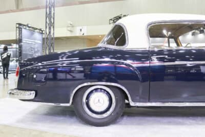 W180型シリーズは、4ドアセダン、2ドアクーペ、2ドアコンバーチブルの3種をラインナップ