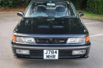 1万5000ポンド〜1万8000ポンド（邦貨換算約約296万円～355万円）で現在も販売中の「ギャランVR-4」（C）Bonhams