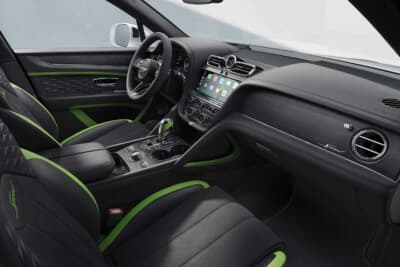 ベントレー ベンテイガ スピード：インテリアにはプレシジョン・ダイヤモンドキルトデザイン、ダークティント仕上げのエアベント、スピード専用バッジとカラースプリットを採用