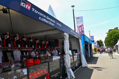 TOYOTA GAZOO Racingのショップでは限定ミニカーが早くに売り切れたとの噂