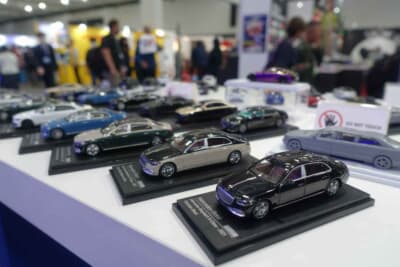 ラグジュアリーカーが得意と言うAlmostrealだけに、こうしたラインナップが充実していた