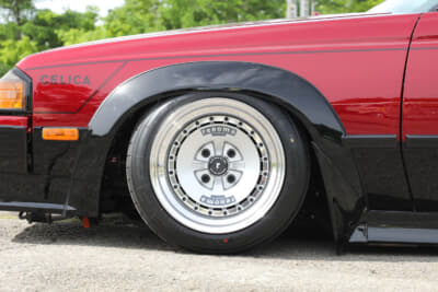トヨタ セリカ コンバーチブルGT-S：ホイールはイマどきの鍛造ホイールであるフロントライン FLD03を履かせている
