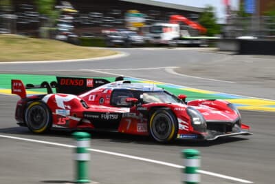 ミュルサンヌにて。後ろにはibisホテルがあります