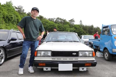 日産 6代目 910型 ブルーバードとオーナーの“拓也”さん