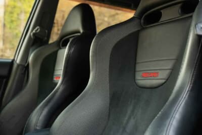 2万5000ポンド(約430万円〜487万円)で現在も販売中の三菱「ランサーエボリューション ワゴンGT」(C)Bonhams