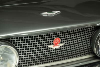28万625ユーロ（邦貨換算約4620万円）で落札されたアストンマーティン「V8 ヴァンテージ オスカー・インディア」（C）Courtesy of RM Sotheby's