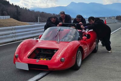 フィアット アバルト1300SP:当日はスターターの調子が悪く、押しがけなどをしてエンジンをかけた