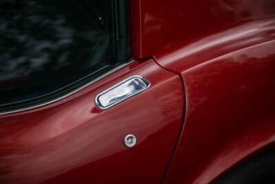 6万500ドル（邦貨換算約890万円）で落札されたシボレー「コルベット LT-1」（C）Courtesy of RM Sotheby's