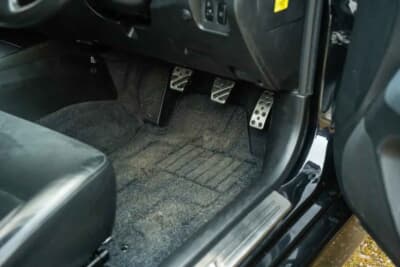 2万5000ポンド(約430万円〜487万円)で現在も販売中の三菱「ランサーエボリューション ワゴンGT」(C)Bonhams