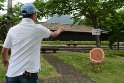 手作りのダーツゲームなども行われた