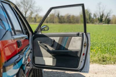 49万ユーロ（邦貨換算約8000万円）で落札されたランチア「デルタHFインテグラーレGr.A」（C）Courtesy of RM Sotheby's