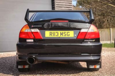 1万8020ポンド（邦貨換算約348万円）で落札された三菱「ランサーエボリューションV」（C）Bonhams