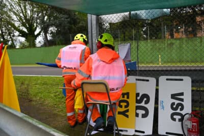 ボランティアのコースマーシャルがいなかったらレース開催は不可能です