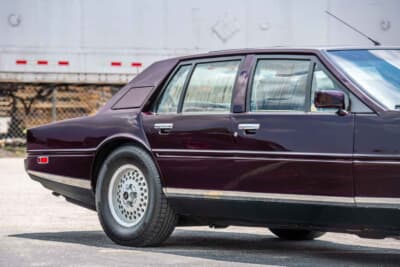 価格応談にて継続販売のアストンマーティン「ラゴンダ」（C）Courtesy of RM Sotheby's