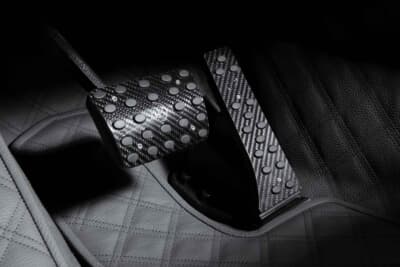 ブラバス XL 800：ブラバス製カーボンペダル