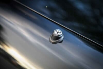 1万5000ポンド〜1万8000ポンド（邦貨換算約約296万円～355万円）で現在も販売中の「ギャランVR-4」（C）Bonhams