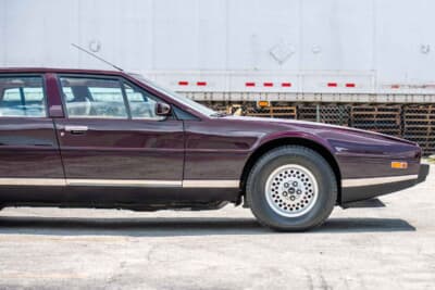 価格応談にて継続販売のアストンマーティン「ラゴンダ」（C）Courtesy of RM Sotheby's