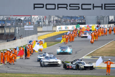 観客席でレースの最後1時間を観戦したので、こんな素敵なシーンも