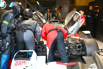 優勝も狙えるポジションにいたBMWはレース終了1時間半前にリタイア