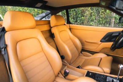 16万6750ユーロ（邦貨換算約2740万円）で落札されたフェラーリ「F355」（C）Courtesy of RM Sotheby's