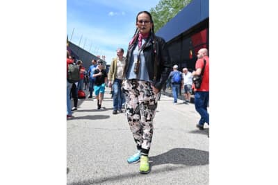 レース大好きスペインの女子大生。年に何回かはヨーロッパのサーキットで見かけます