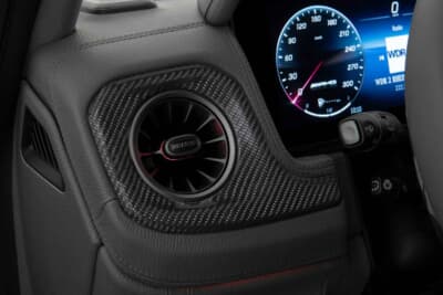 ブラバス XL 800：ブラバス製カーボンインテリアパッケージ