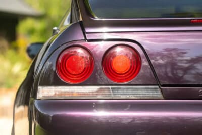 4万1340ポンド（邦貨換算約800万円）で落札された日産「スカイラインGT-R（BCNR33）」（C）Bonhams