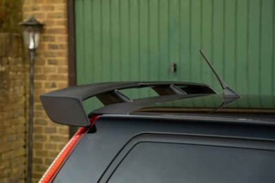 2万5000ポンド(約430万円〜487万円)で現在も販売中の三菱「ランサーエボリューション ワゴンGT」(C)Bonhams