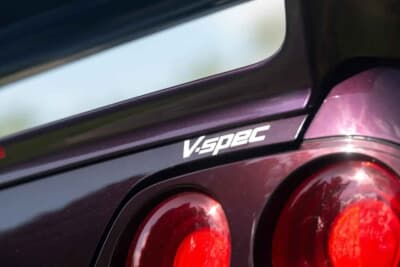 4万1340ポンド（邦貨換算約800万円）で落札された日産「スカイラインGT-R（BCNR33）」（C）Bonhams