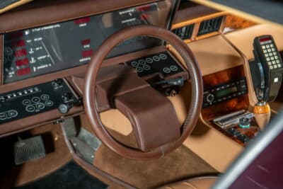 価格応談にて継続販売のアストンマーティン「ラゴンダ」（C）Courtesy of RM Sotheby's