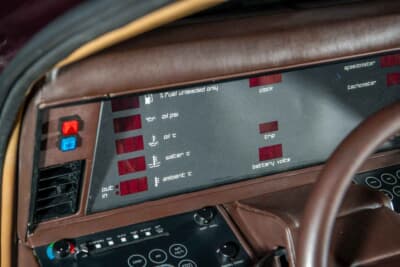 価格応談にて継続販売のアストンマーティン「ラゴンダ」（C）Courtesy of RM Sotheby's
