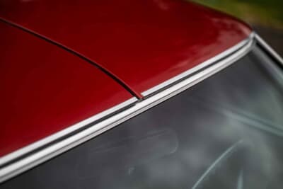 6万500ドル（邦貨換算約890万円）で落札されたシボレー「コルベット LT-1」（C）Courtesy of RM Sotheby's