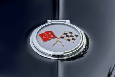 13万7500ドル（邦貨換算約1990万円）で落札されたシボレー「コルベット C2スプリットウインドウ」（C）Courtesy of RM Sotheby's