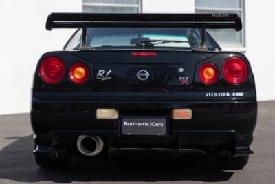 2万2960ドル（約3310万円）で現在も販売中の日産「スカイラインGT-R NISMO R1」（C）Bonhams