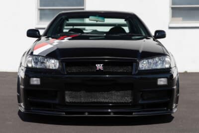 2万2960ドル（約3310万円）で現在も販売中の日産「スカイラインGT-R NISMO R1」（C）Bonhams