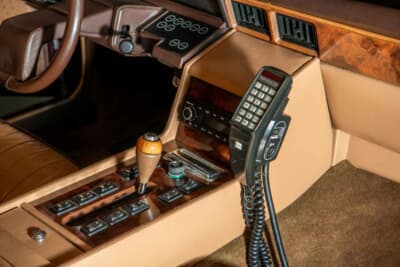 価格応談にて継続販売のアストンマーティン「ラゴンダ」（C）Courtesy of RM Sotheby's