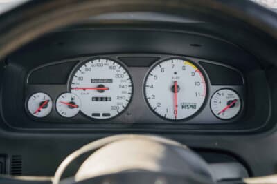 16万2400ドル(邦貨換算約2333万円)で落札された日産「スカイラインGT-R NISMO V Spec N1 400R トリビュート」(C)Bonhams