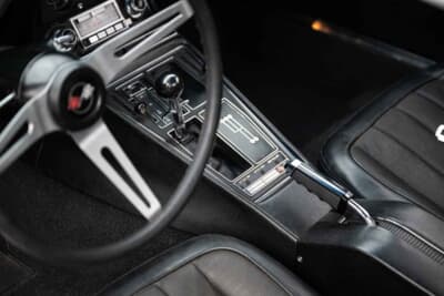 6万500ドル（邦貨換算約890万円）で落札されたシボレー「コルベット LT-1」（C）Courtesy of RM Sotheby's