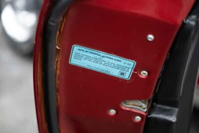 6万500ドル（邦貨換算約890万円）で落札されたシボレー「コルベット LT-1」（C）Courtesy of RM Sotheby's