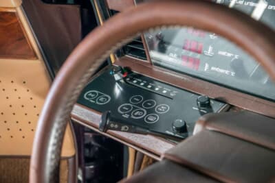 価格応談にて継続販売のアストンマーティン「ラゴンダ」（C）Courtesy of RM Sotheby's